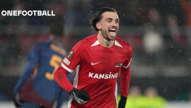 Alkmaar's Parrott set for next step amid lingering Bundesliga rumours