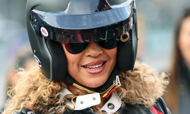 All the Stars Watching Race Cars at F1 Vegas