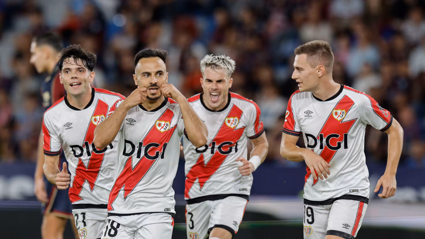 Álvaro amenaza a un Submarino muy sólido en La Cerámica