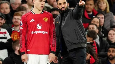 Amorim alerta Ugarte para as "dificuldades" no Man Utd: "Precisa de se adaptar"