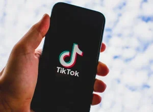 And finally… don’t kiss and tell