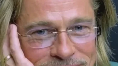 Another Brad Pitt impersonation scam...Waiting for 3 weeks to meet at the hotel