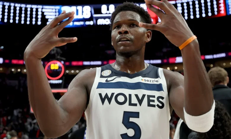 Anthony Edwards returns from hamstring injury to start against Knicks