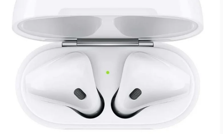Apple Airpods drop by £35 in Wowcher Black Friday deal
