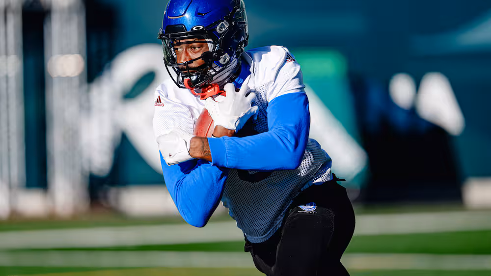 Après avoir craint pour sa carrière en raison d’une blessure grave, un receveur des Carabins aura l’occasion de soulever la coupe Vanier après avoir été confiné aux lignes de côté en 2023.