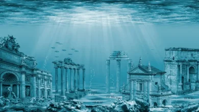 Archeologists discover an Atlantis-like metropolis at the bottom of a lake