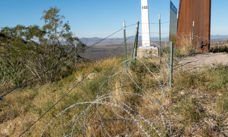 Arizona Trail Southern Terminus Blocked by Razor Wire, Hikers Warned Not To Cross