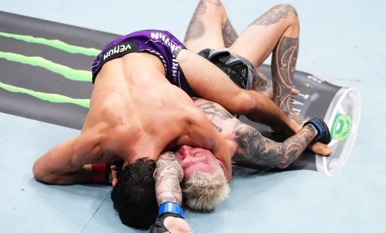 Arman Tsarukyan wants Ilia Topuria next after finishing Dan Hooker with arm-triangle choke in UFC Qatar main event