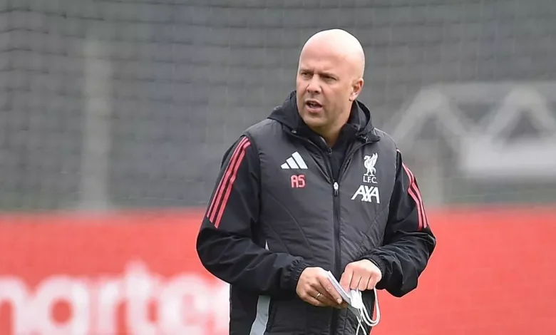 Arne Slot 'wants Liverpool player back' as Reds 'close in' on double deal