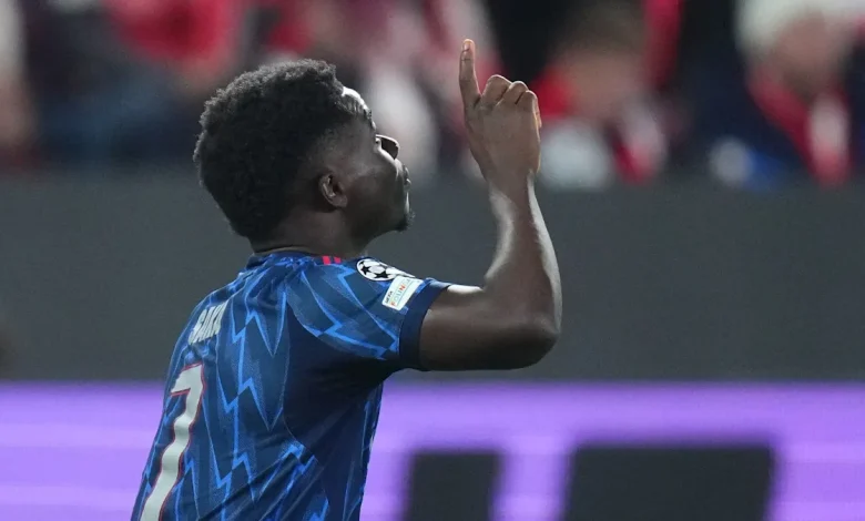 Arsenal cruise past Slavia Prague and set club clean sheet record