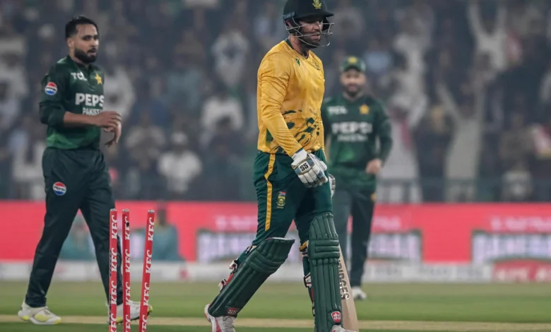 Ashraf and Mirza skittle South Africa as Pakistan win 2nd T20