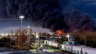 At least seven dead after UPS plane crashes in fireball on take-off from Louisville, Kentucky