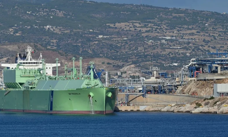 Athens and Kyiv sign LNG deal as Greece adopts US energy agenda
