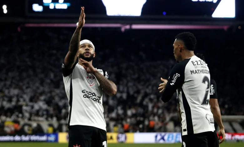 Atuações do Corinthians: Memphis mostra que tem estrela e decide o Majestoso; dê suas notas