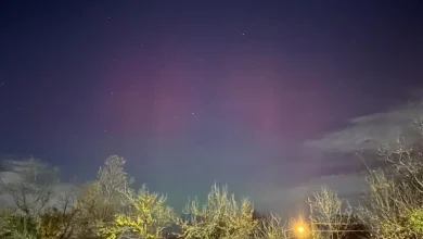 Aurora dazzle DC area with northern lights