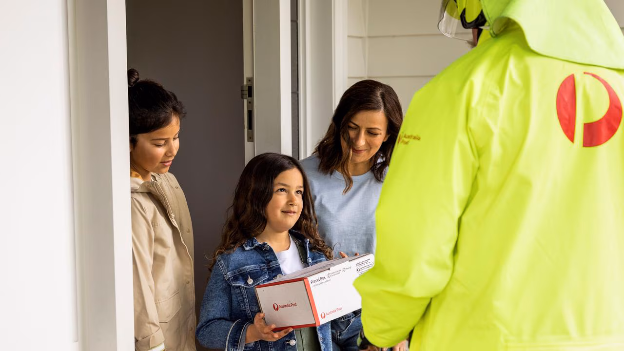 Aus Post reveals Christmas deadline dates