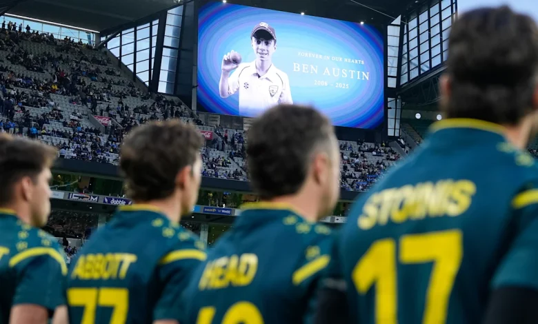 Australia and India observe moment's silence in tribute to Ben Austin