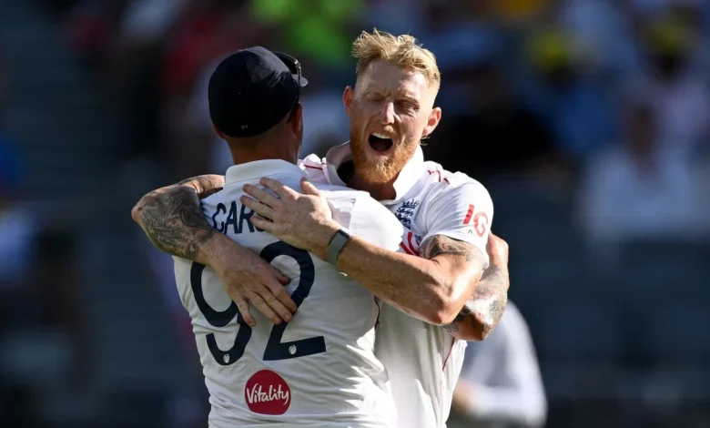 Australia on the ropes after frenetic 19-wicket opening day