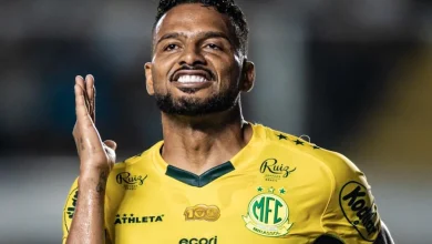 Autor de gol, Reinaldo analisa pênalti sofrido após falta de Neymar