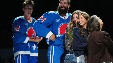 Avalanche Hosts ‘Fourth Wing’ Night: Rebecca Yarros Excites Fans