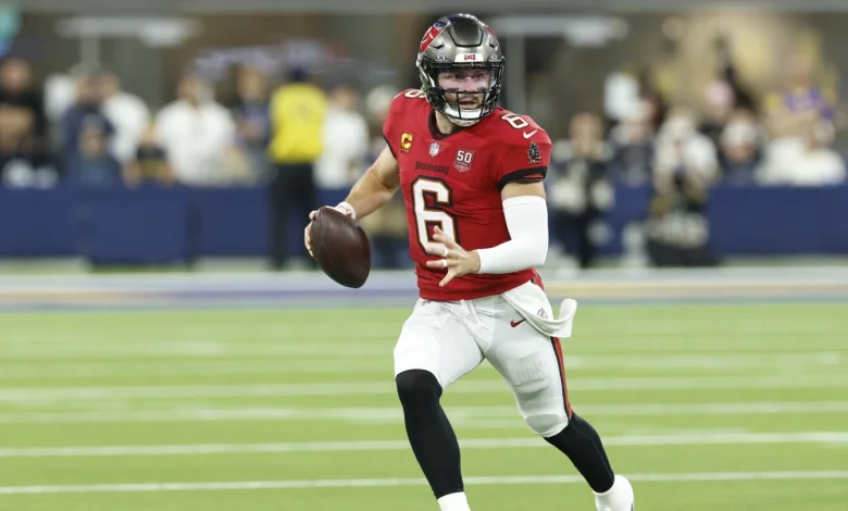 Baker Mayfield throws 14-yard TD, but goes to medical tent for evaluation