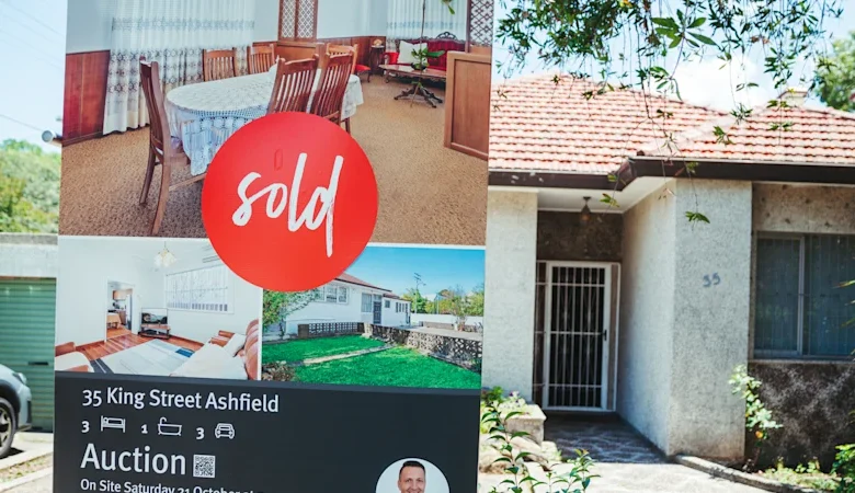 Banking watchdog to cap new lending to highly-geared borrowers