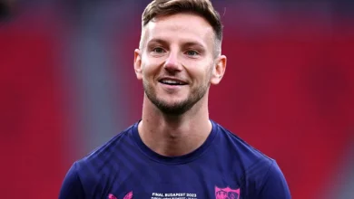 Barcelona icon hails 'incredible' rising star but refrains from comparisons with Messi, Neymar