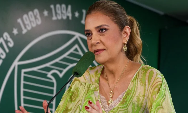 Bastidores: Palmeiras tem avião de Leila como trunfo em 'Operação Lima' e escala de titulares em Porto Alegre