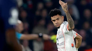 Bayern's Díaz gets 2 goals, red card in 1st half