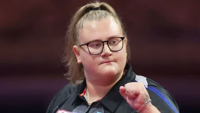 Beau Greaves tipped to cause 'serious problems' for Littler and Co as Grand Slam of Darts crowd sing her name