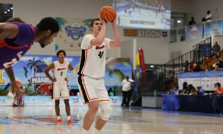 Beavers Fall to Gaels in Double-Overtime