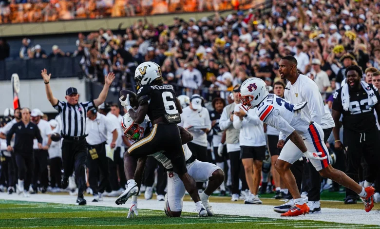 Behind Enemy Bylines: Kentucky Wildcats