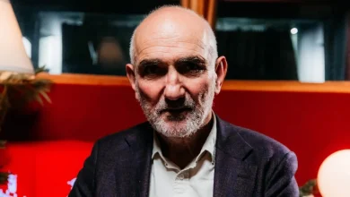 Behind Paul Kelly's cover of Kylie Minogue's 'Did It Again' for Like A Version