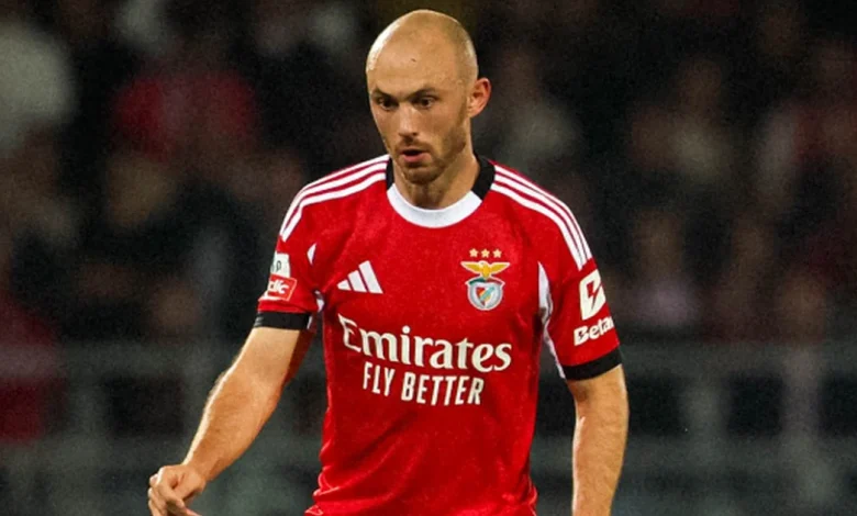 Benfica tira 'coelho da cartola' na segunda parte e assegura triunfo robusto em Guimarães