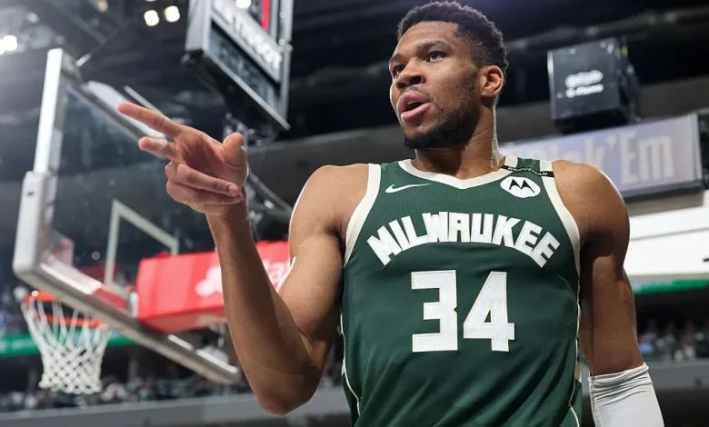 Best Giannis Antetokounmpo prop bet for Bucks vs. Raptors on Tuesday 11/4/25