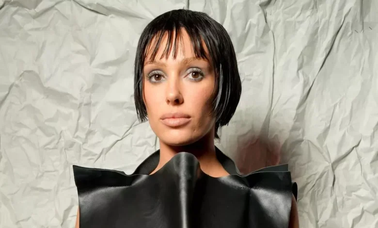 Bianca Censori shows off 'amazing curves' in sexy SKIMS-like shapewear snaps