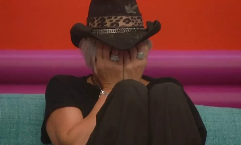 Big Brother shuts down Caroline with stern 'silence' warning after rule break