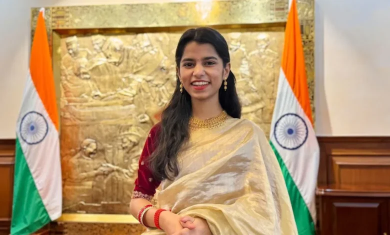 Bihar Results LIVE: Singer Maithili Thakur Of BJP Leads In Bihar's Alinagar, Show Early Leads