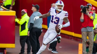 Bills add to WR depth with Davis, Hardman