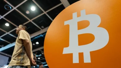 Bitcoin Slide Spurs Record Withdrawals From BlackRock’s IBIT