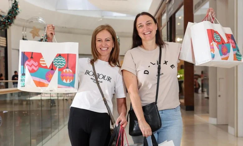 Black Friday frenzy as Perth bargain hunters flock to shops