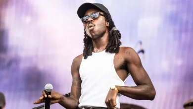 Blood Orange Performs Coldplay’s “Don’t Panic” In The BBC Live Lounge