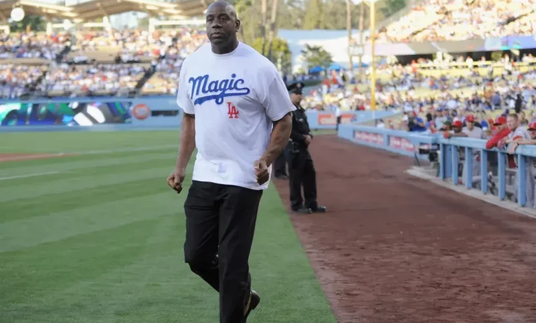 Blue Jays Pitcher Has Message for Dodgers Magic Johnson During World Series
