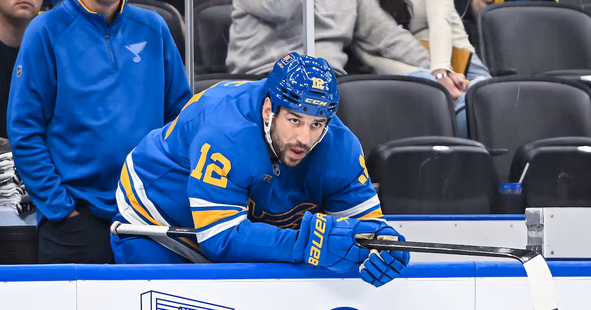 Blues release Lucic from AHL PTO