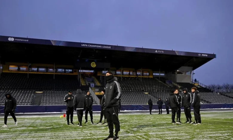 Bodo, nevicata senza sosta: aeroporto bloccato, poi riaperto. Chiellini e Comolli raggiungono la Juve in auto