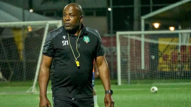 Bondscoach Menzo: “Het leek soms alsof ze met twaalf man speelden”