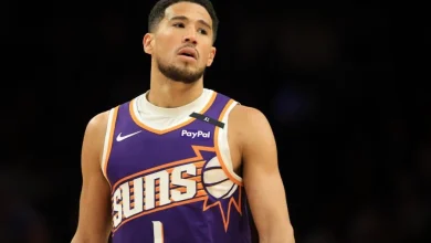 Booker Wants To Finish Career With Suns