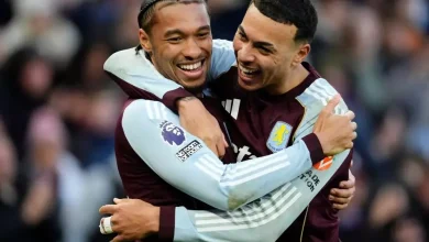 Boubacar Kamara adds to Wolves’ woe with superb Aston Villa winner