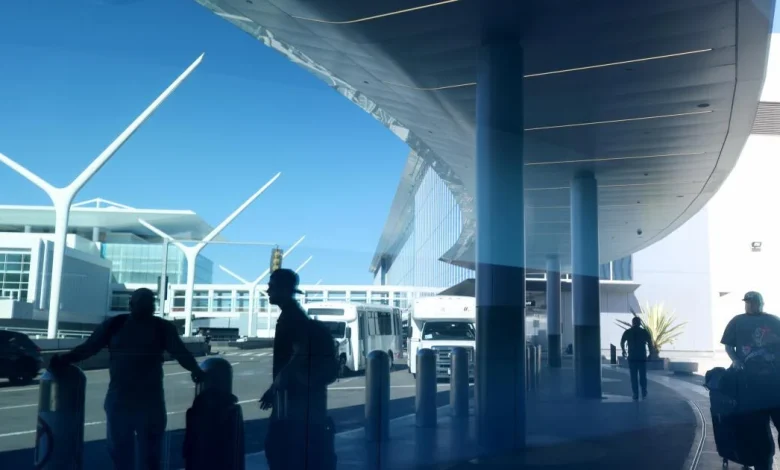 Brace yourselves! Thanksgiving air travel expected to hit 15-year high. Here’s how to survive