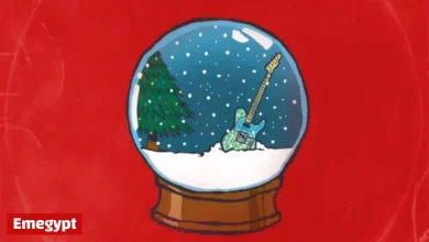 Brad Paisley Revitalizes Holidays with ‘Snow Globe Town’